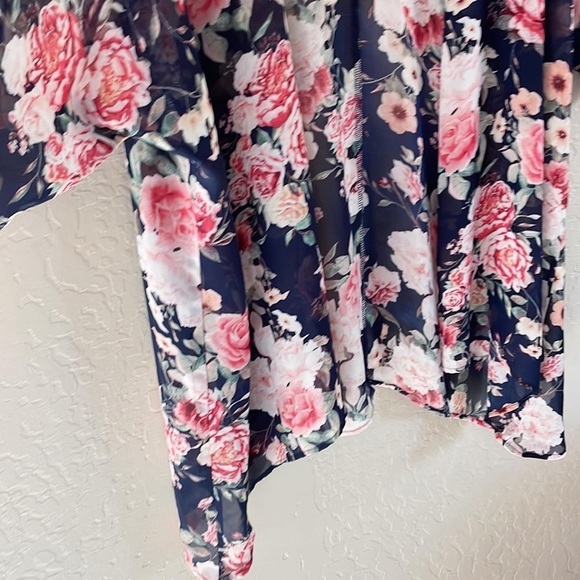 Floral‎ Kimono Cardigan - Picture 3 of 8